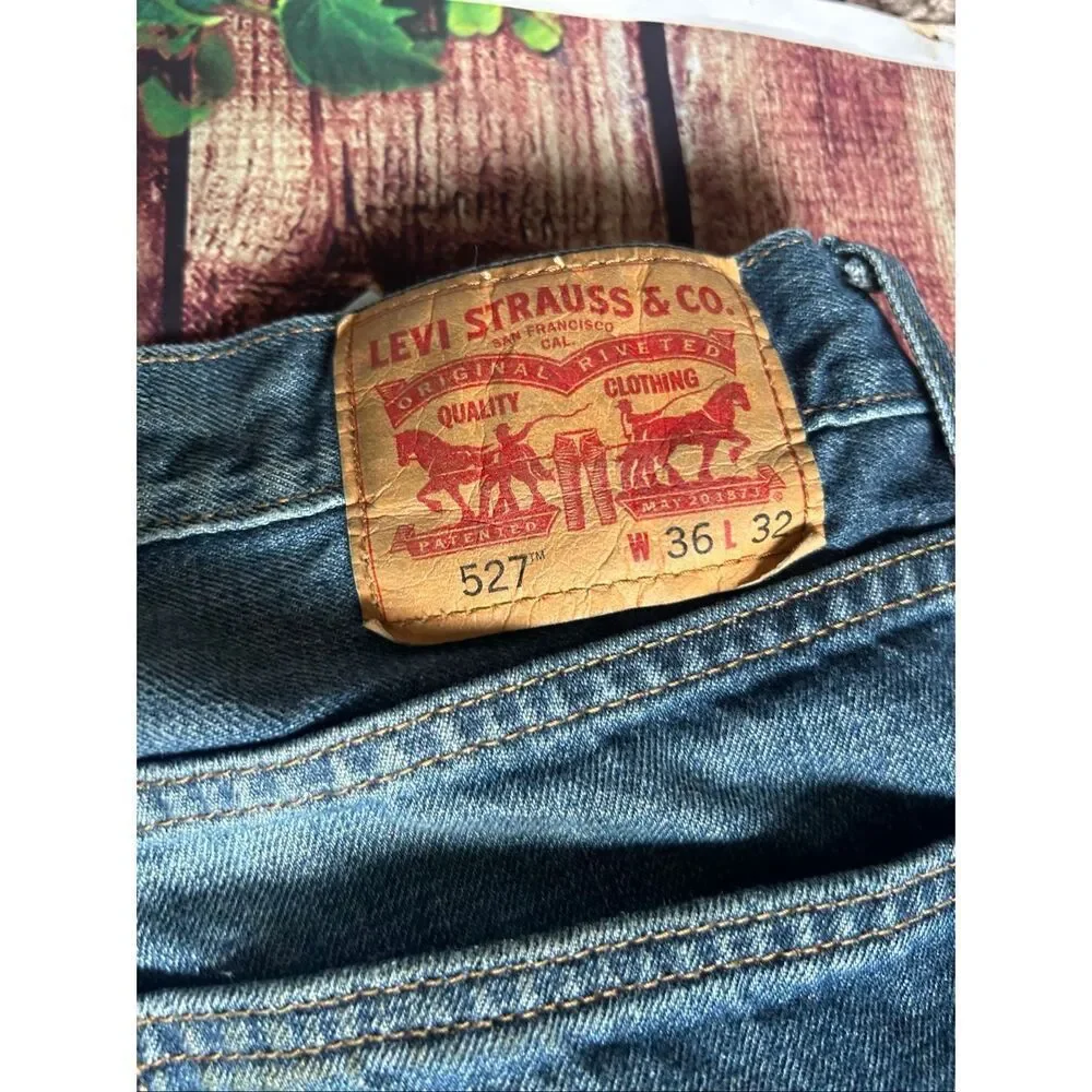 Men’s Levi’s Jeans 527 Slim Bootcut Size 36 x 32